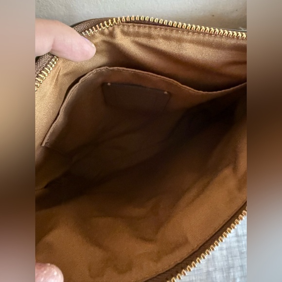 Coach crossbody authentic - Picture 9 of 9